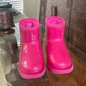 UGG Boot- Your toddler will love these hot pink cuties!